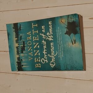 3/$13 Portrait Of An Unknown Woman Adult Fiction Novel Historical Book